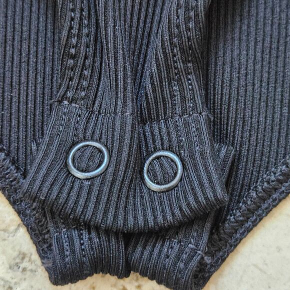 Express Bodysuit Women XS Black Body Contour Sleeveless Ribbed Front Zip Classic - Picture 8 of 14